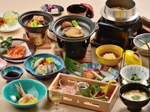 熱海の海の幸を中心としたお料理